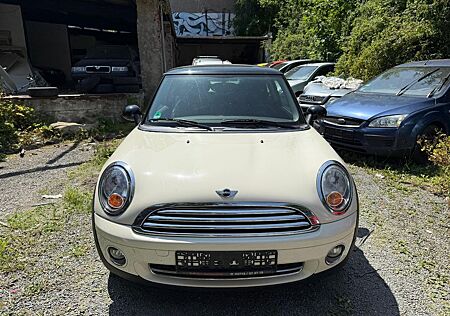 Mini Cooper 1,6 Benzin