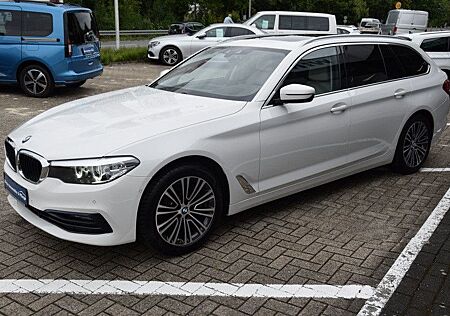 BMW 520d xDrive Touring Automatik LED Pano. Head-UP