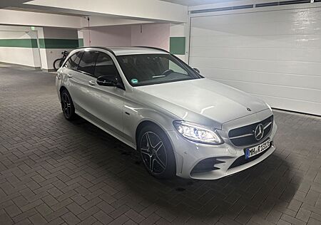 Mercedes-Benz C 300 C 300de T Night Edition AMG Line