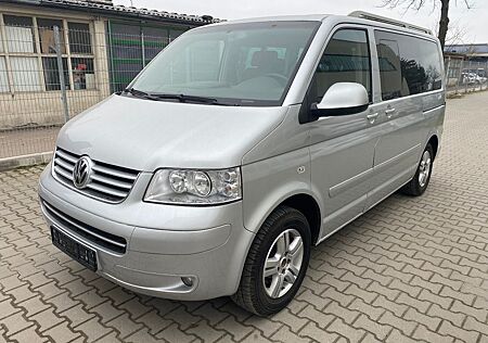 VW T5 Multivan Volkswagen Highline*Aut*7Sitze*Ahk*Shz