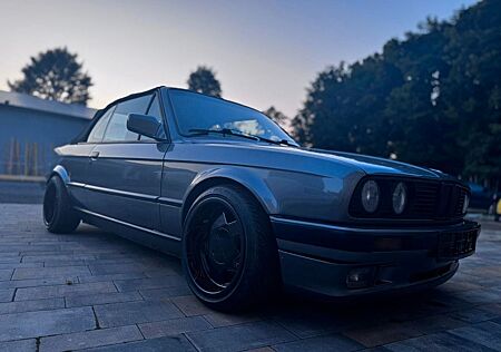 BMW 325 3er E30 cabrio