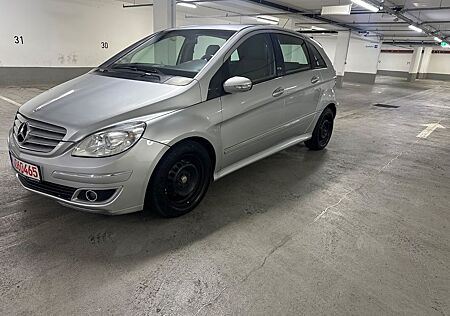 Mercedes-Benz B 200 B -Klasse