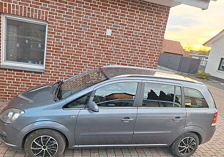 Opel Zafira 1.8 -