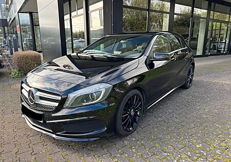 Mercedes-Benz A 200 BlueEFFICIENCY AMG Sport AMG Sport