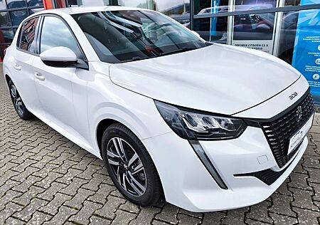 Peugeot 208 Allure Pure Tech 100 EAT8 3D Navigation