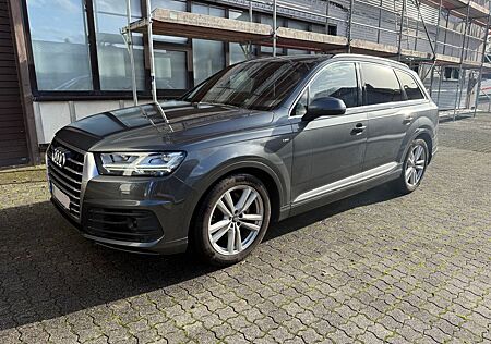 Audi Q7 3.0 TDI quattro S-Line