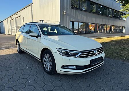 VW Passat Variant Volkswagen 2.0 TDI DSG -Navi-Klima