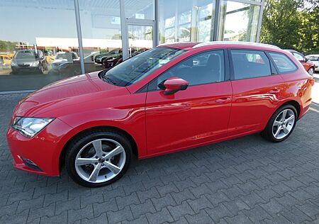 Seat Leon ST Style*1 HAND*SHZ*KLIMA*ALU*SCHECKHEFT*