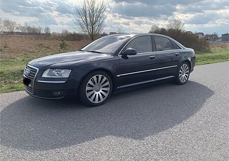 Audi A8 6.0 tiptronic quattro -B&O, LPG