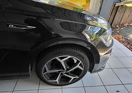 VW Polo Volkswagen 1.0 TSI 70kW R-Line R-Line