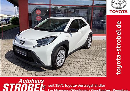 Toyota Aygo (X) Play