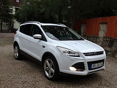 Ford Kuga 2,0 TDCi 4x4 120kW Titanium PowerShift