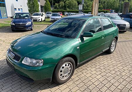 Audi A3 1.6 Ambiente