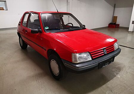 Peugeot 205 New Look