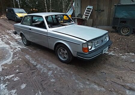 Volvo 242 GT