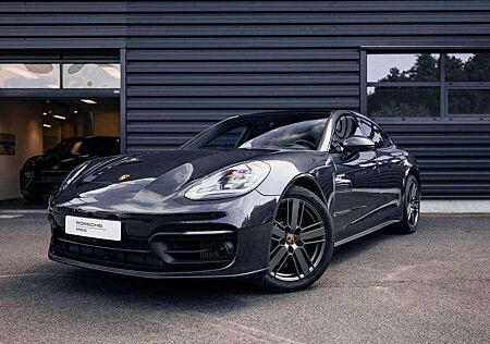Porsche Panamera 4 PHEV Platinum Edition