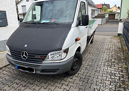 Mercedes-Benz Sprinter Pritsche