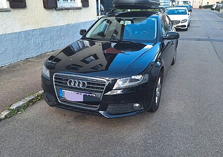 Audi A4 2.0 TDI (DPF) multitr. Attraction Avant A...