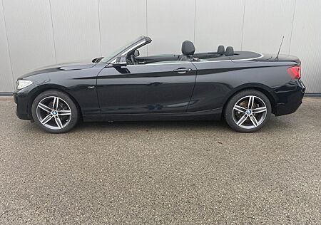 BMW 218i Cabrio Sport Line *PDC*Sportsitze*LED*17"