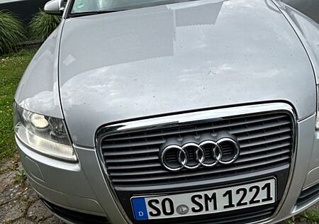 Audi A6 2.4 multitronic -