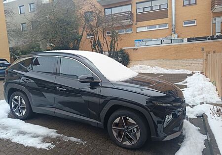 Hyundai Tucson 1.6 T-GDI Plug Hybrid Auto ...