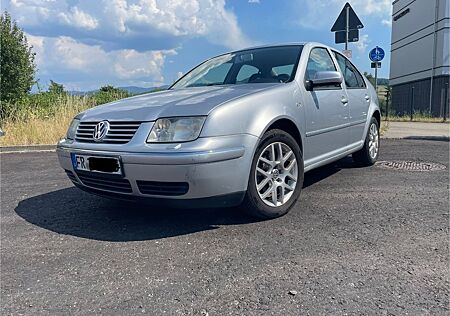 VW Bora Volkswagen 2.0 Special Special