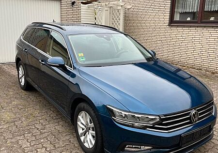 VW Passat Variant Volkswagen 1.5 TSI OPF DSG Business Vari...