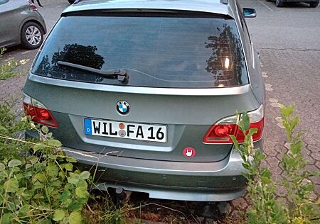 BMW 525d A touring -