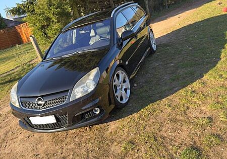 Opel Vectra Caravan 2.8 V6 Turbo 206kW OPC Automa...