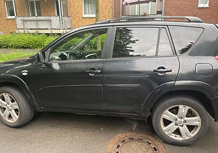 Toyota RAV 4 2.2-l-D-CAT 4x4 Executive Executive