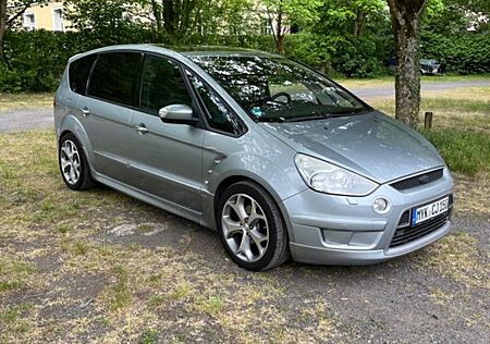 Ford S-Max 2,2 TDCi 129kW DPF Titanium S (ST Line)