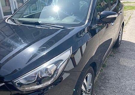 Hyundai ix35 2.0 CRDi 135kW Black&Steel 4WD Automati...