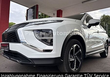 Mitsubishi Eclipse Cross Hybrid 4WD CarPlay Kamera 1.Hand