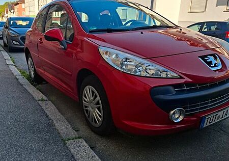Peugeot 207 TÜV 26 Klima 8Fach ALU