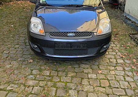 Ford Fiesta 1,3 51 kW Ambiente Ambiente