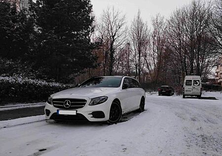 Mercedes-Benz E 220 E 220d T Autom. -