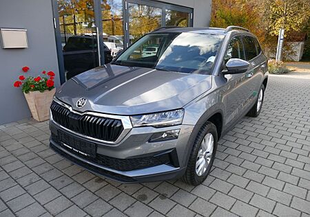 Skoda Karoq 1.5l TSI DSG Selection AHK 4J /120.000 km