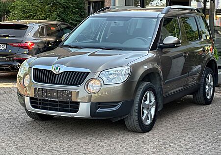 Skoda Yeti 2.0 TDI 4x4 AllDrive/1Hand/Scheckheft/Tüv