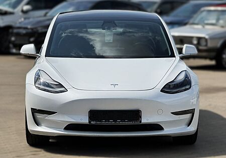 Tesla Model 3 AWD LR / 19" - AP3 - 79KWh + Winterräder