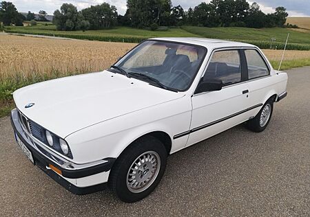 BMW 320i E30 VfL Coupé