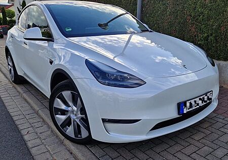 Tesla Model Y Long Range 1. Hand 2024
