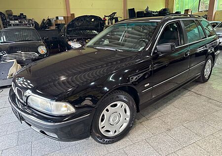 BMW 520i Touring*KLIMA*AHK*