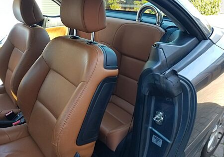 Peugeot 207 CC