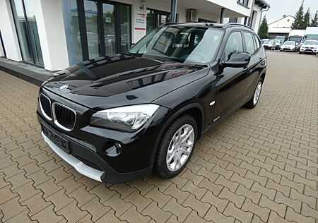 BMW X1 sDrive 18i Automatik Schwarz Met.