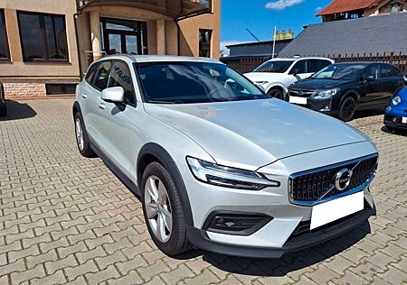 Volvo V60 CC V60 Cross Country Pro AWD