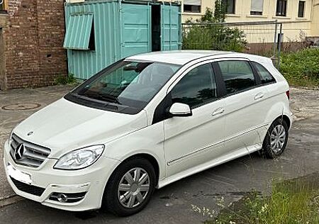Mercedes-Benz B 180 Automatik