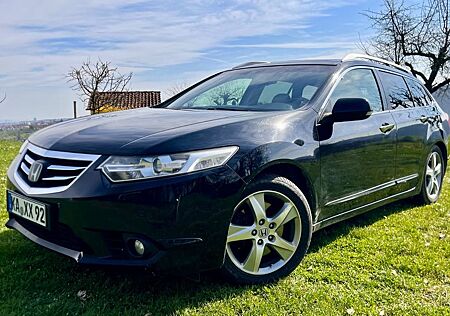 Honda Accord Tourer 2.2 i-DTEC 180 Executive Executive