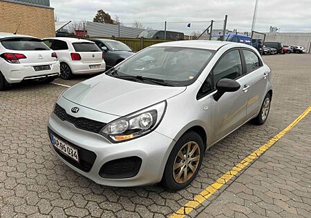 Kia Rio 1.1 CRDi Dream-Team