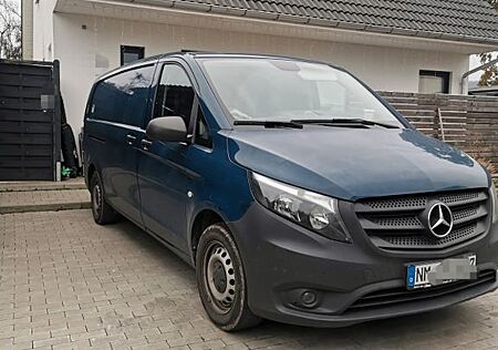 Mercedes-Benz Vito extra lang *TOP AUSSTATTUNG*