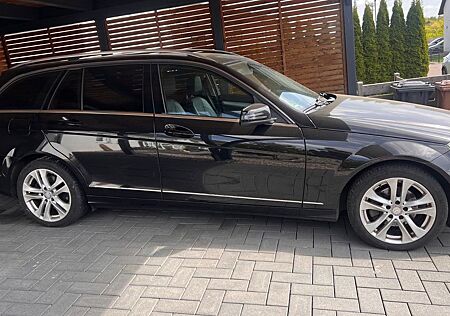 Mercedes-Benz C 250 CDI T BlueEFFICIENCY AVANTGARDE AVANTGARDE